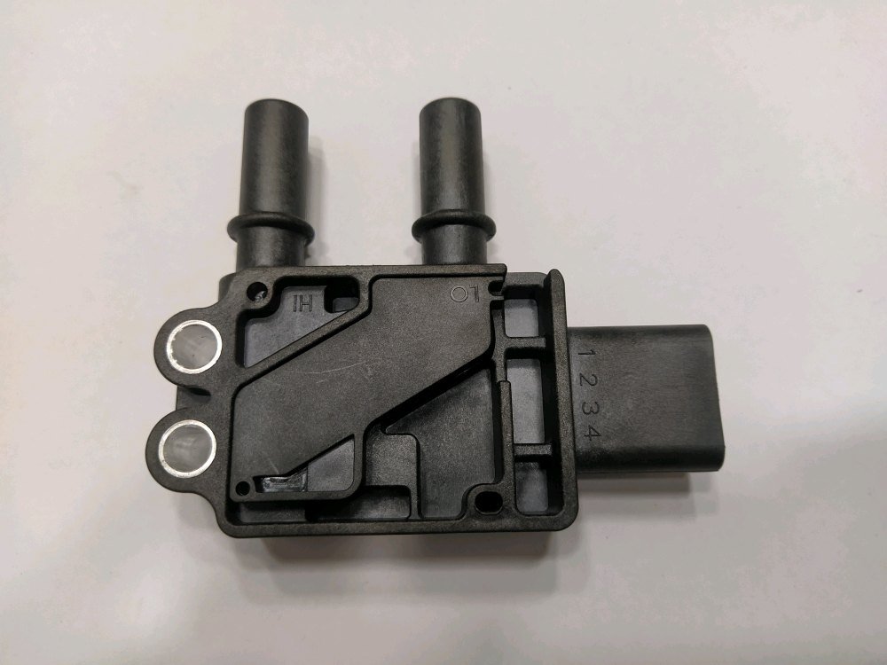 573714110124 DIFFERENTIAL PRESSURE SENSOR BS6